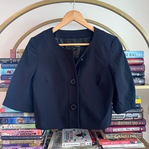 Basque City Black Cropped Blazer 🖤✨